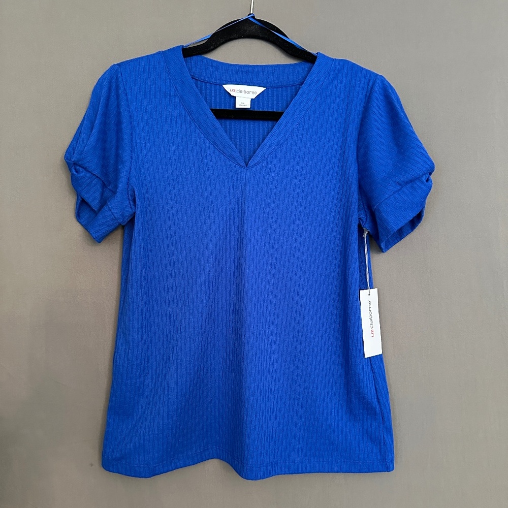 NWT Liz Claiborne pretty bold blue top